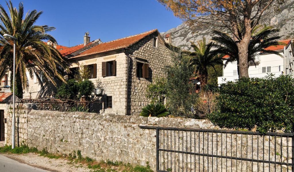 Holiday Home Maris Kotor Luaran gambar