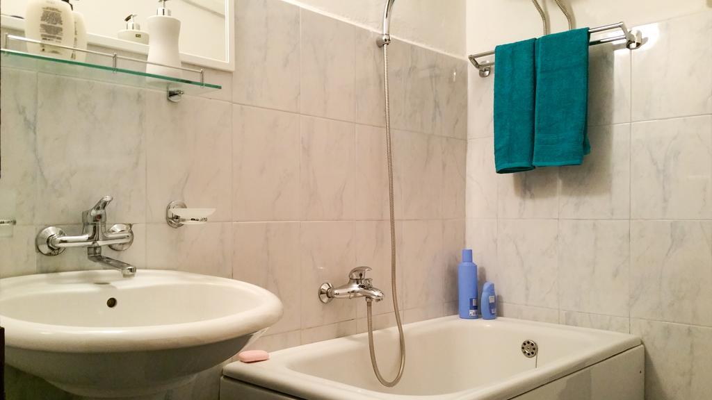 Holiday Home Maris Kotor Luaran gambar