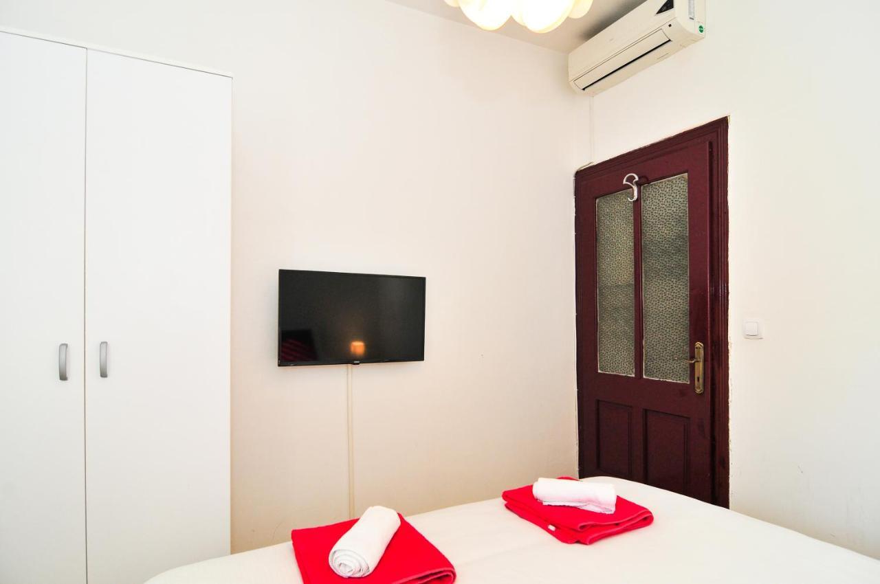 Holiday Home Maris Kotor Luaran gambar